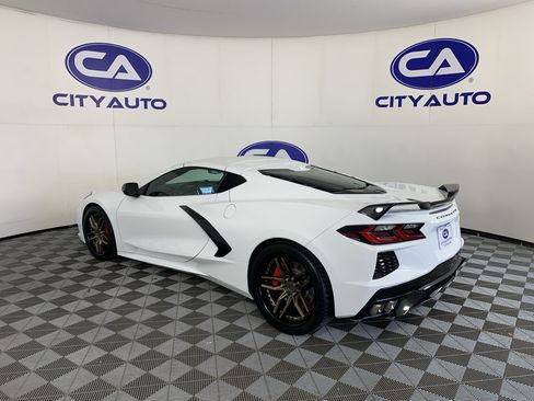 Used 2021 Chevrolet Corvette Stingray Preferred Cpe w/ Z51 Performance Package RWD image 5