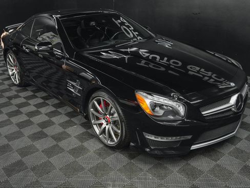 Used 2015 Mercedes-Benz SL 63 AMG image 38