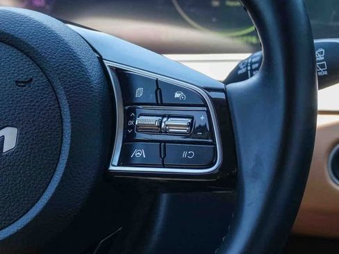 Certified 2024 Kia Seltos EX image 15