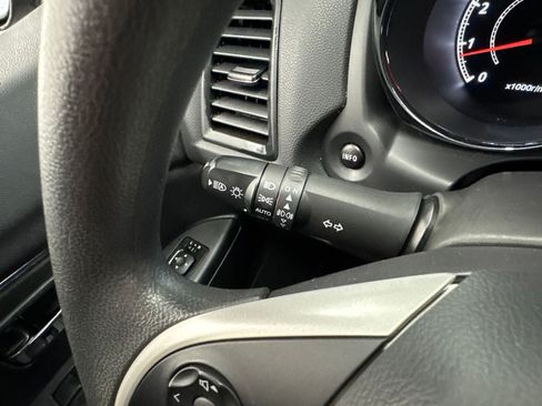 Used 2025 Mitsubishi Outlander Sport ES AWD/4WD image 20
