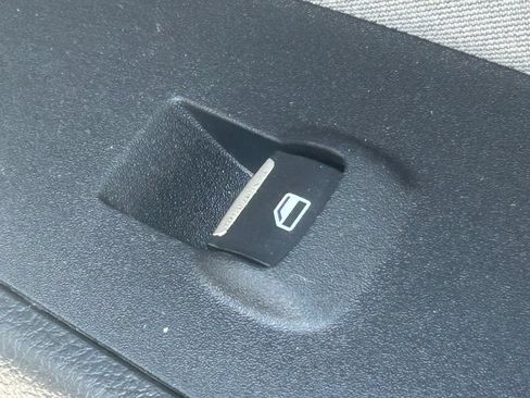 Used 2018 Ford Fusion S FWD image 34