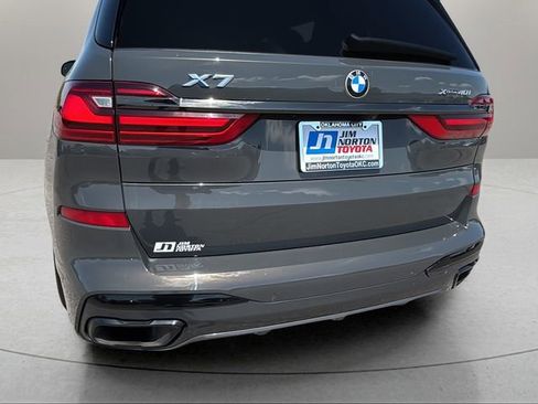 Used 2022 BMW X7 xDrive40i w/ M Sport Package image 9