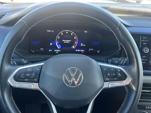 Used 2022 Volkswagen Taos SE AWD/4WD image 10