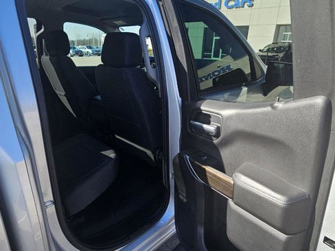 Used 2019 Chevrolet Silverado 1500 RST image 10