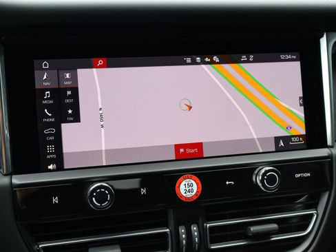New 2026 Porsche Macan GTS AWD/4WD image 18