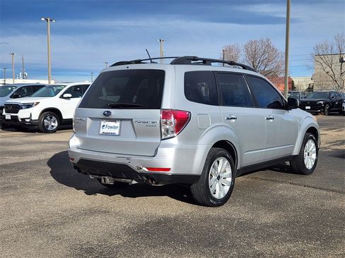 Used 2011 Subaru Forester 2.5X Premium image 4
