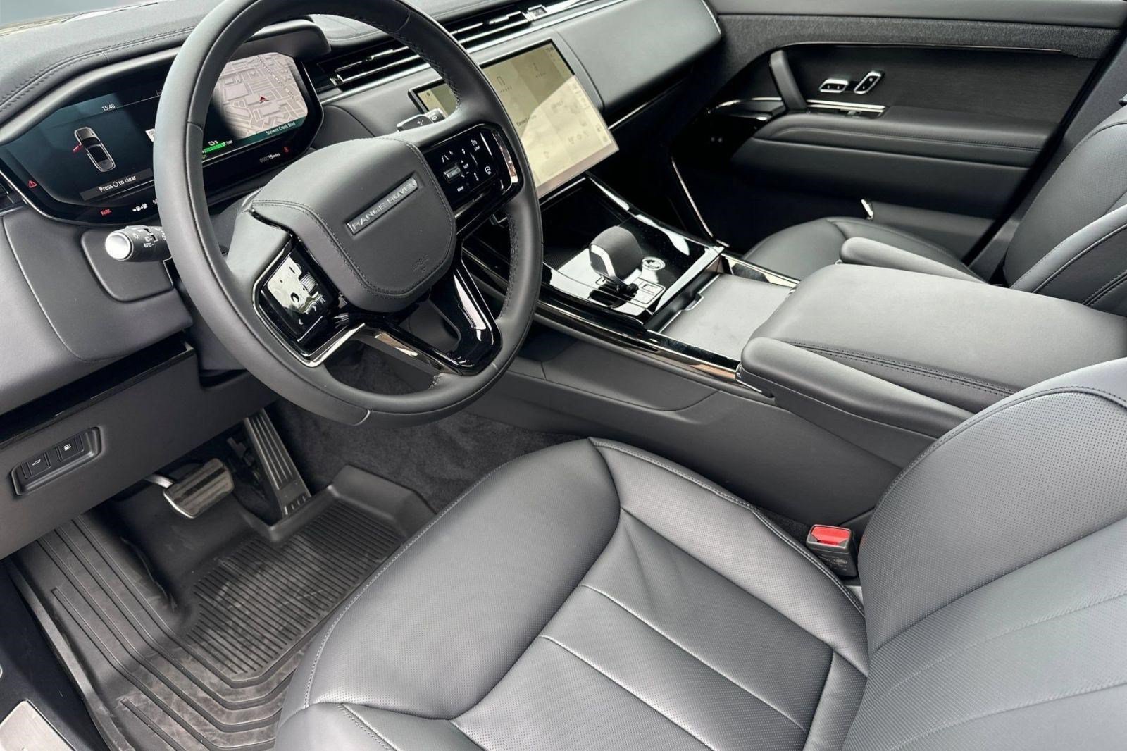 New 2026 Land Rover Range Rover Sport Dynamic SE AWD/4WD image 4