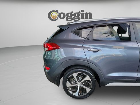 Used 2018 Hyundai Tucson Limited image 33