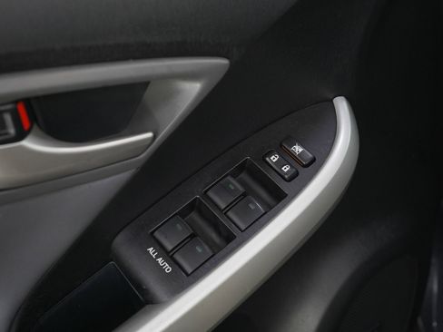 Used 2013 Toyota Prius Four FWD image 19