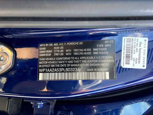 Used 2023 Porsche Macan Turbo AWD/4WD image 51