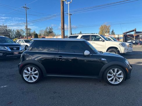 Used 2013 MINI Cooper S image 6