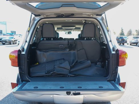 Used 2015 Toyota Land Cruiser AWD/4WD image 19