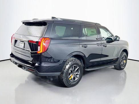 New 2026 Ford Expedition Tremor image 16