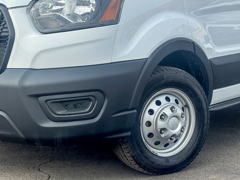 Certified 2024 Ford Transit 150 Low Roof AWD image 4