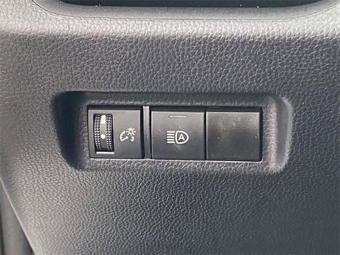 Used 2024 Toyota RAV4 XLE image 18