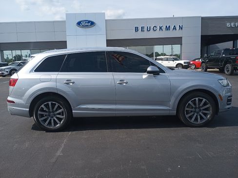 Used 2019 Audi Q7 3.0T Prestige w/ Prestige Package AWD/4WD image 9