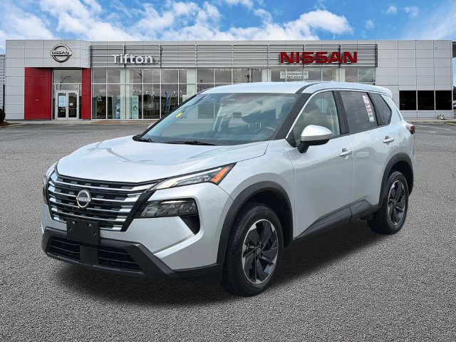 Used 2025 Nissan Rogue SV FWD image 3