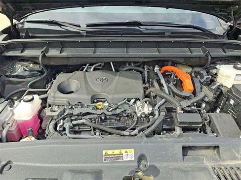 Certified 2022 Toyota Highlander XLE image 27
