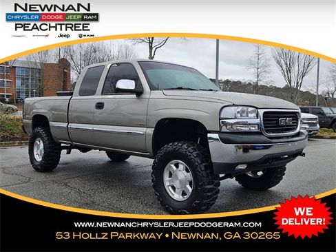 Used 2001 GMC Sierra 1500 SLE w/ Off-Road Chassis Pkg image 1