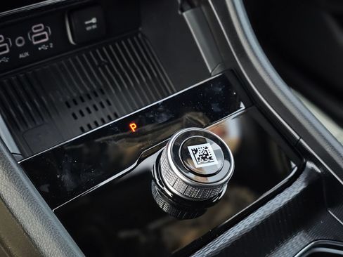 New 2026 Jeep Grand Cherokee Altitude RWD image 13