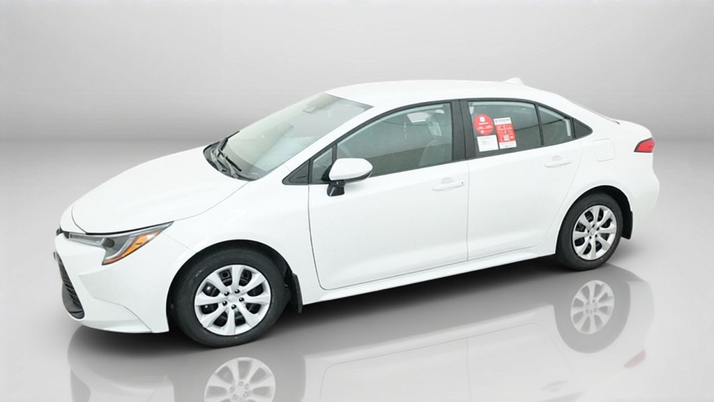 New 2027 Toyota Corolla LE FWD image 5