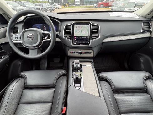 Used 2025 Volvo XC90 B6 Ultra w/ Protection Package Premier AWD/4WD image 28