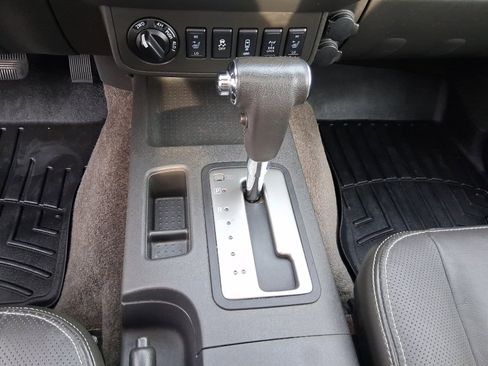 Used 2015 Nissan Frontier PRO-4X w/ Pro-4x Luxury Package image 14