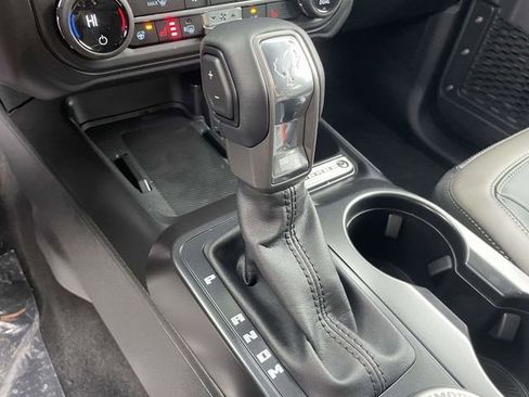 New 2025 Ford Bronco Outer Banks AWD/4WD image 12
