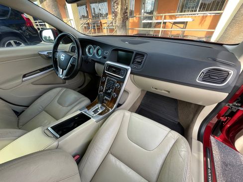 Used 2012 Volvo S60 T5 image 28