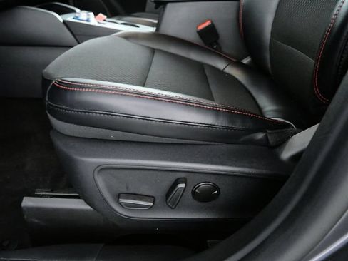 Certified 2025 Ford Escape ST-Line AWD/4WD image 16