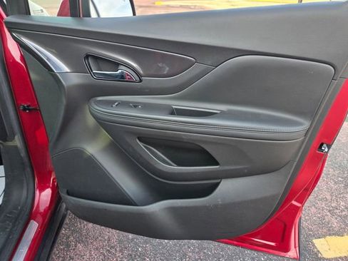 Used 2019 Buick Encore Essence AWD/4WD image 41