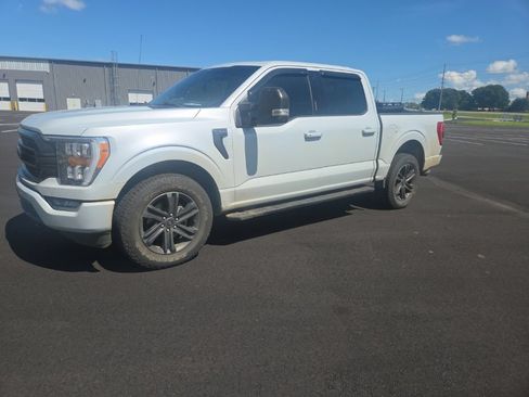 Used 2022 Ford F150 XLT w/ Equipment Group 302A High AWD/4WD image 5