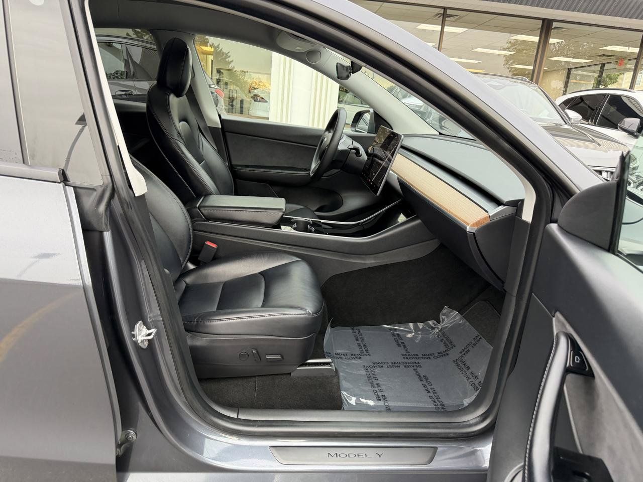Used 2020 Tesla Model Y Long Range AWD/4WD image 23