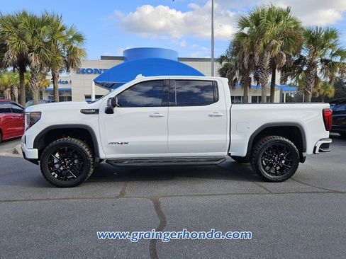 Used 2022 GMC Sierra 1500 AT4X image 2