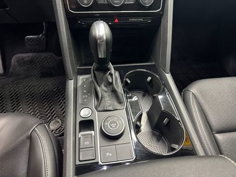 Used 2021 Volkswagen Atlas SEL image 14