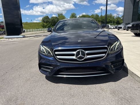 Used 2019 Mercedes-Benz E 300 4MATIC image 9