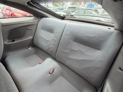 Used 2001 Toyota Celica GT FWD image 8