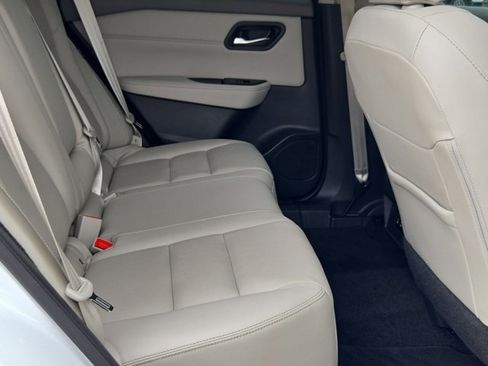 Used 2024 Nissan Rogue SL image 20