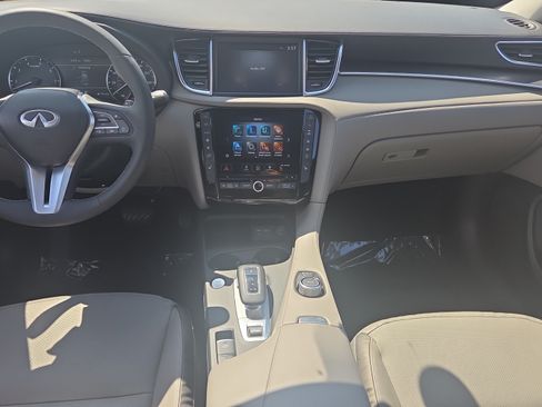 Used 2023 INFINITI QX50 Luxe AWD/4WD image 13