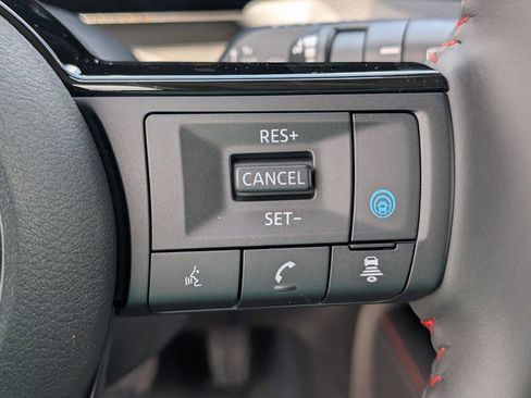 Used 2025 Nissan Kicks SR image 20