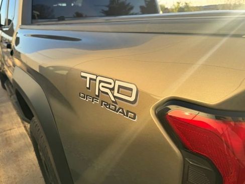 Certified 2024 Toyota Tacoma TRD Off-Road w/ TRD Off Road Upgrade Package AWD/4WD image 41