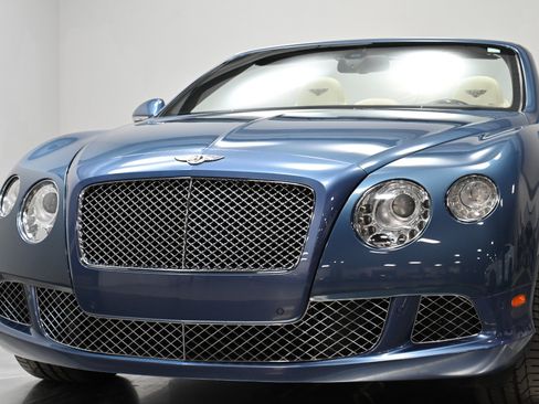 Used 2014 Bentley Continental GTC image 44