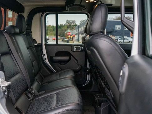 Used 2022 Jeep Gladiator Mojave w/ LED Lighting Group image 56
