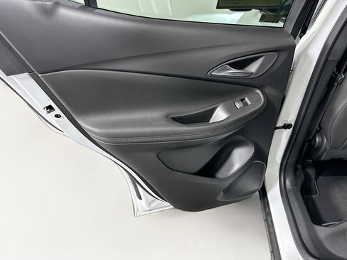 Used 2025 Buick Encore GX Preferred FWD image 25