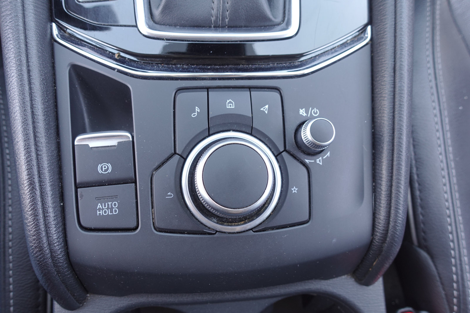 Certified 2025 MAZDA CX-5 AWD 2.5 S w/ Preferred Package image 23
