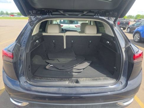Used 2021 Buick Envision Essence AWD/4WD image 18