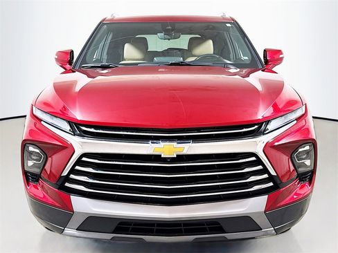 Used 2023 Chevrolet Blazer Premier w/ Driver Confidence II Package image 2