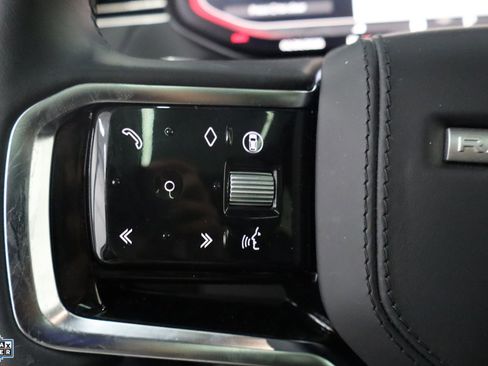 Used 2025 Land Rover Range Rover Sport SE image 15