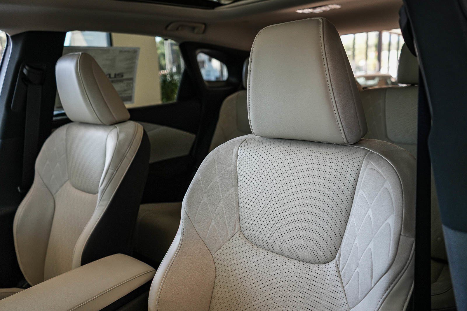 New 2026 Lexus RX 350 FWD w/ Convenience Package image 22