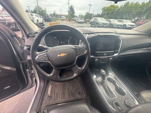 Used 2020 Chevrolet Traverse Premier w/ Redline Edition AWD/4WD image 10